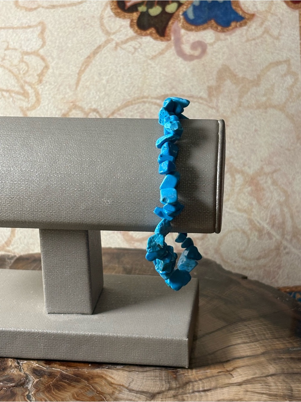Blue Howlite Gemstone Chip Beaded Stretch Bracelet